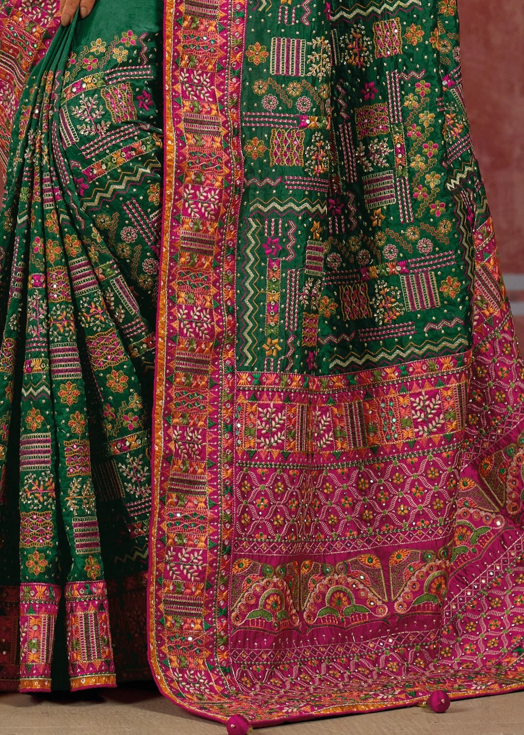 Banarasi Silk Kutchi Dark Green Saree