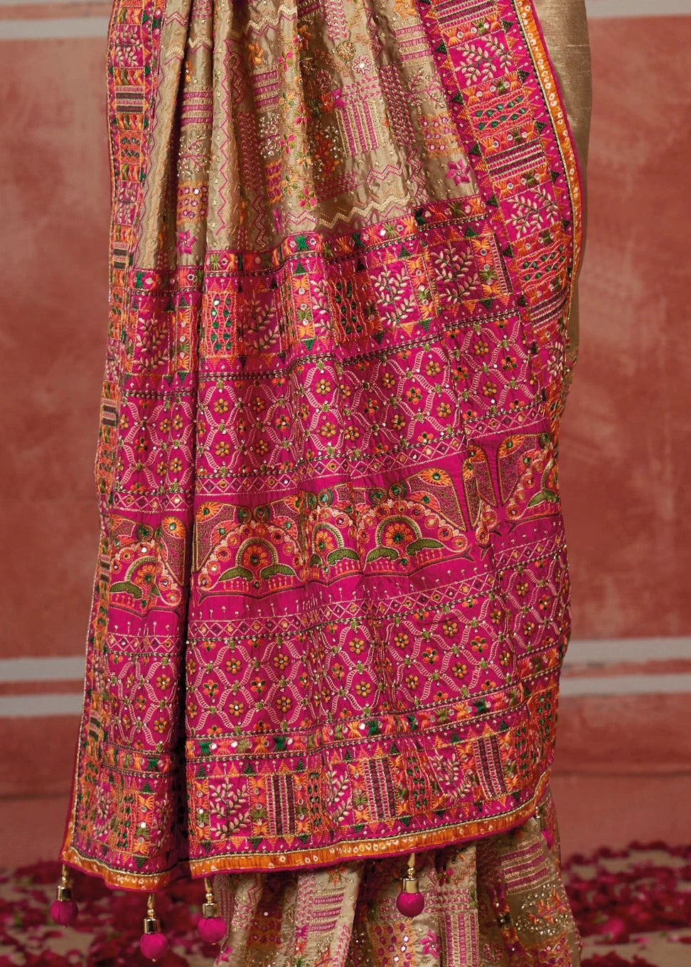 Banarasi Silk Kutchi Bhujodi Beige Saree With Rani Pink Blouse