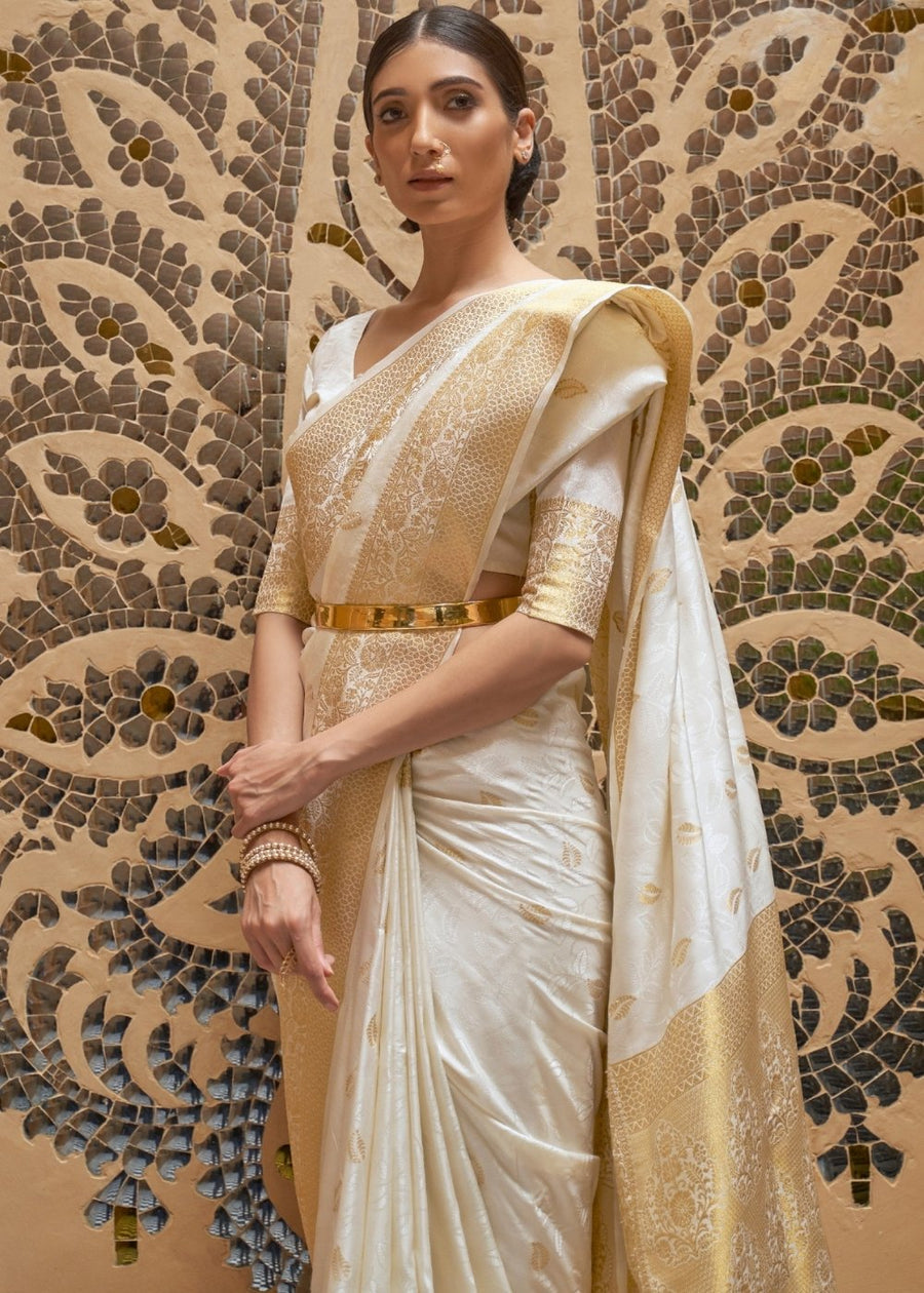 MRS WORLD INDIA 2017 Shreya Krishnan in Pure Kanjivaram Silk White Handloom Saree with Golden Zari Border
