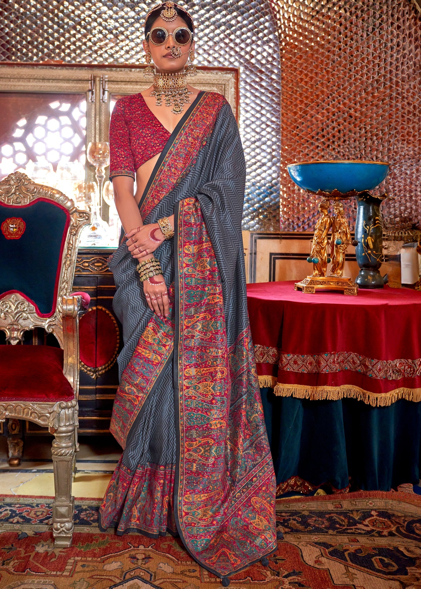 Designer Handwoven Silk Grey Printed Saree