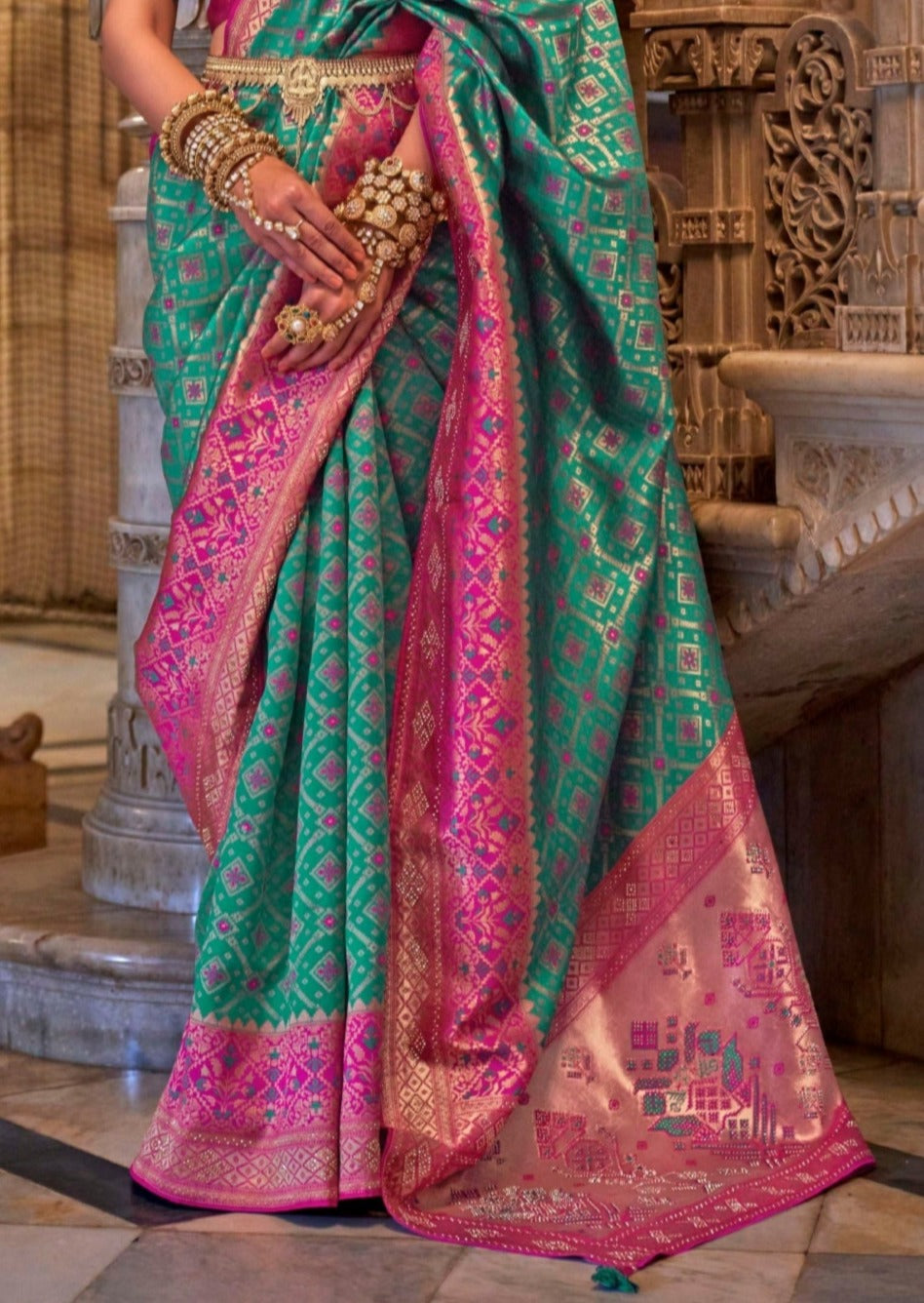 Banarasi patola handloom silk sea green traditional saree online for wedding.