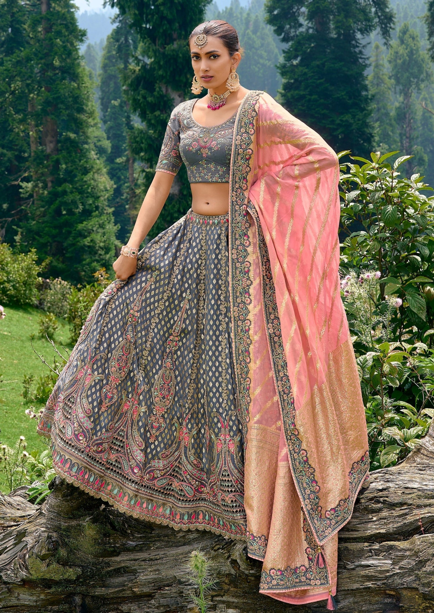 Buy Chest:40. Banarasi Lehenga Choli for Women in Beautiful Grey and Pink  Combination. Partywear Indian. Indian Bridal Dress. Online in India - Etsy