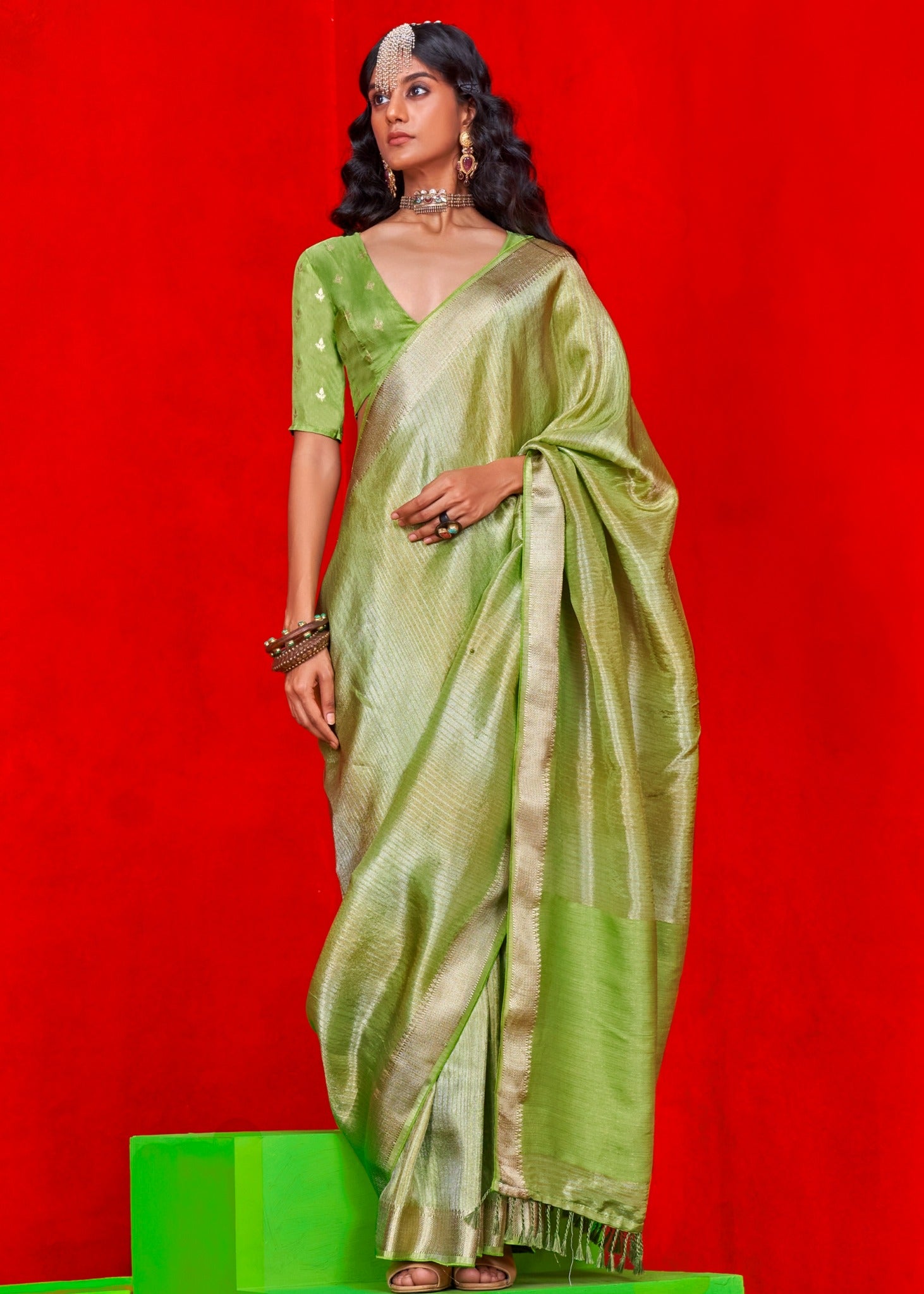 Pure banarasi tissue silk green handloom saree online shopping for wedding wear and festive look.