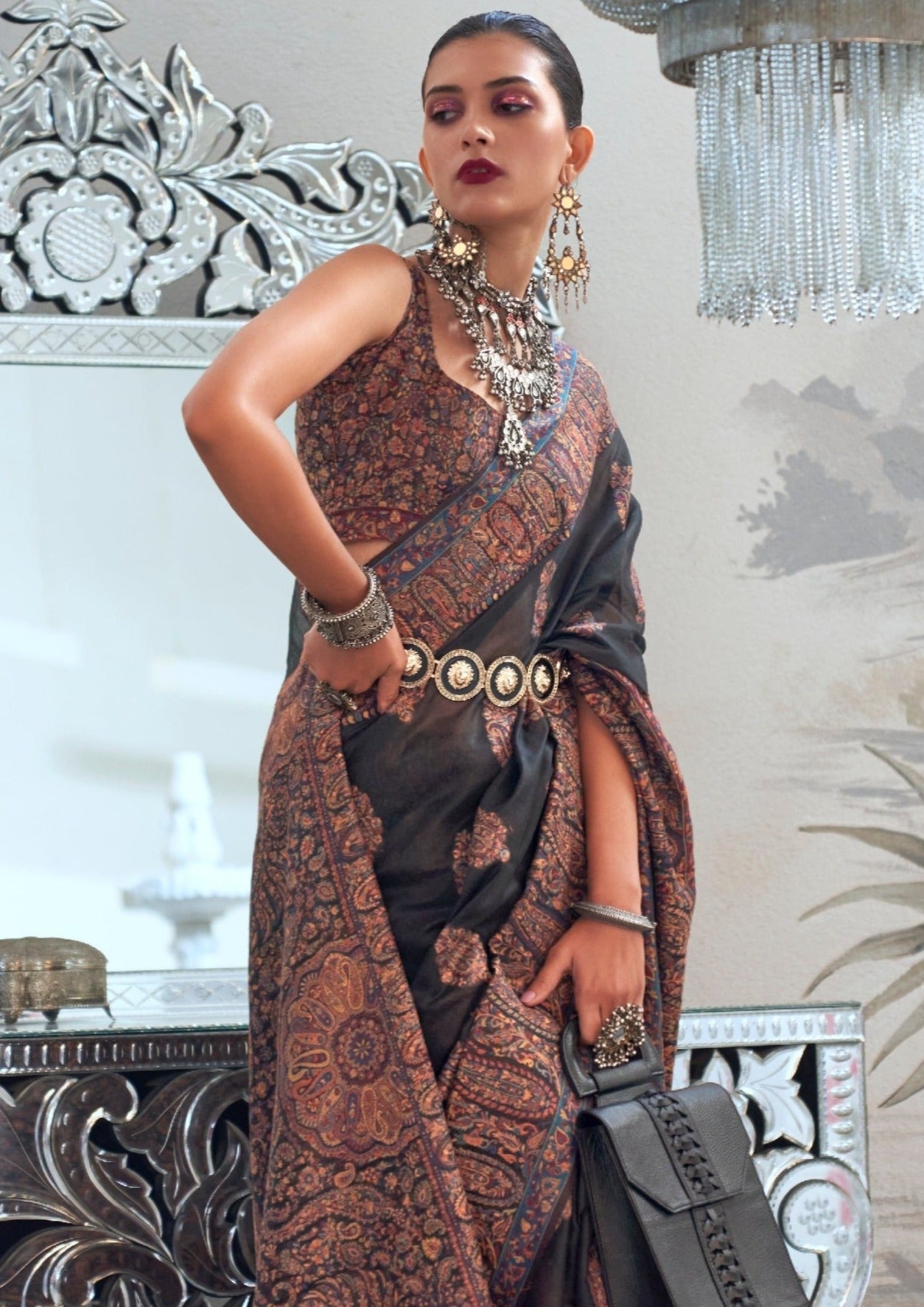 Black pure kashmiri silk handloom embroidery work saree blouse online.
