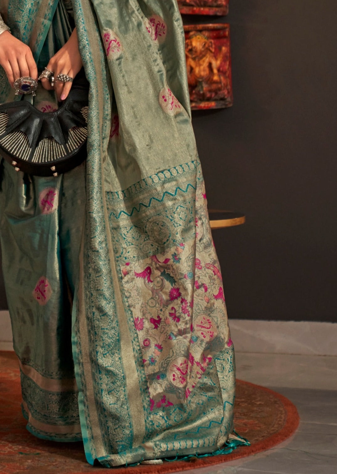 Pure handloom banarasi silk zari saree design in blue color online shopping.