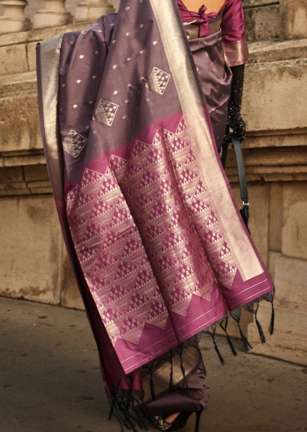 Chocolate brown kanjivaram kanchipuram silk saree online price usa uk uae london.
