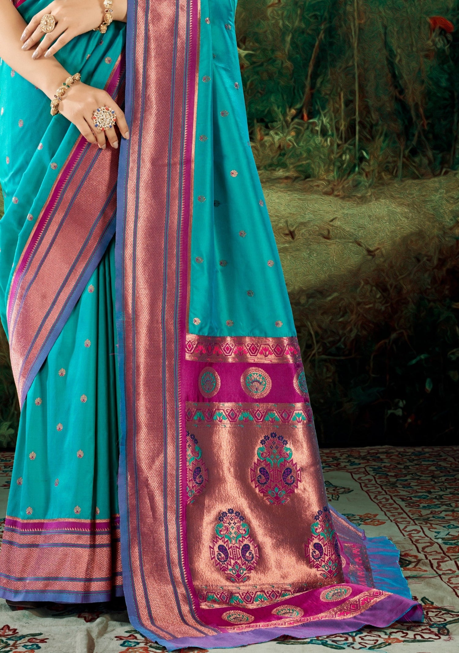 Copper Zari Peshwai Paithani Silk Jade Green Handloom Saree pallu design