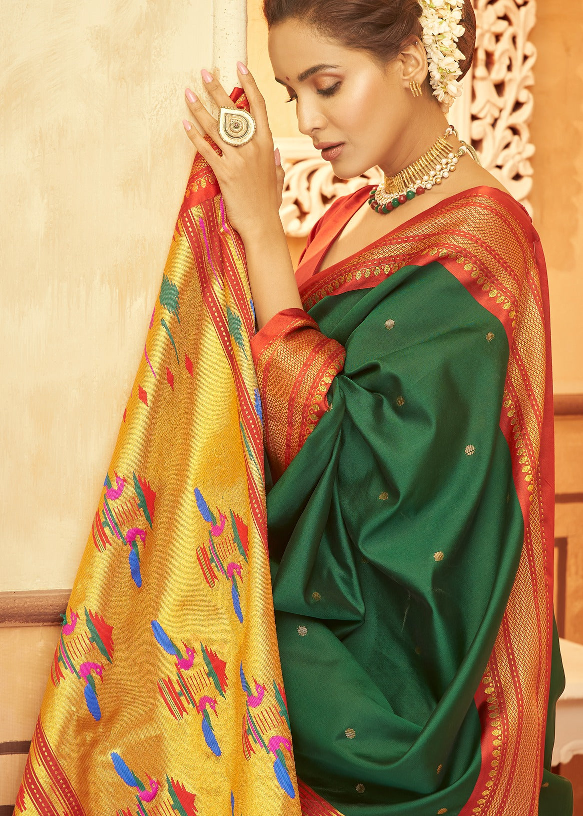 Green paithani silk saree online shopping for traditional marathi wedding look.