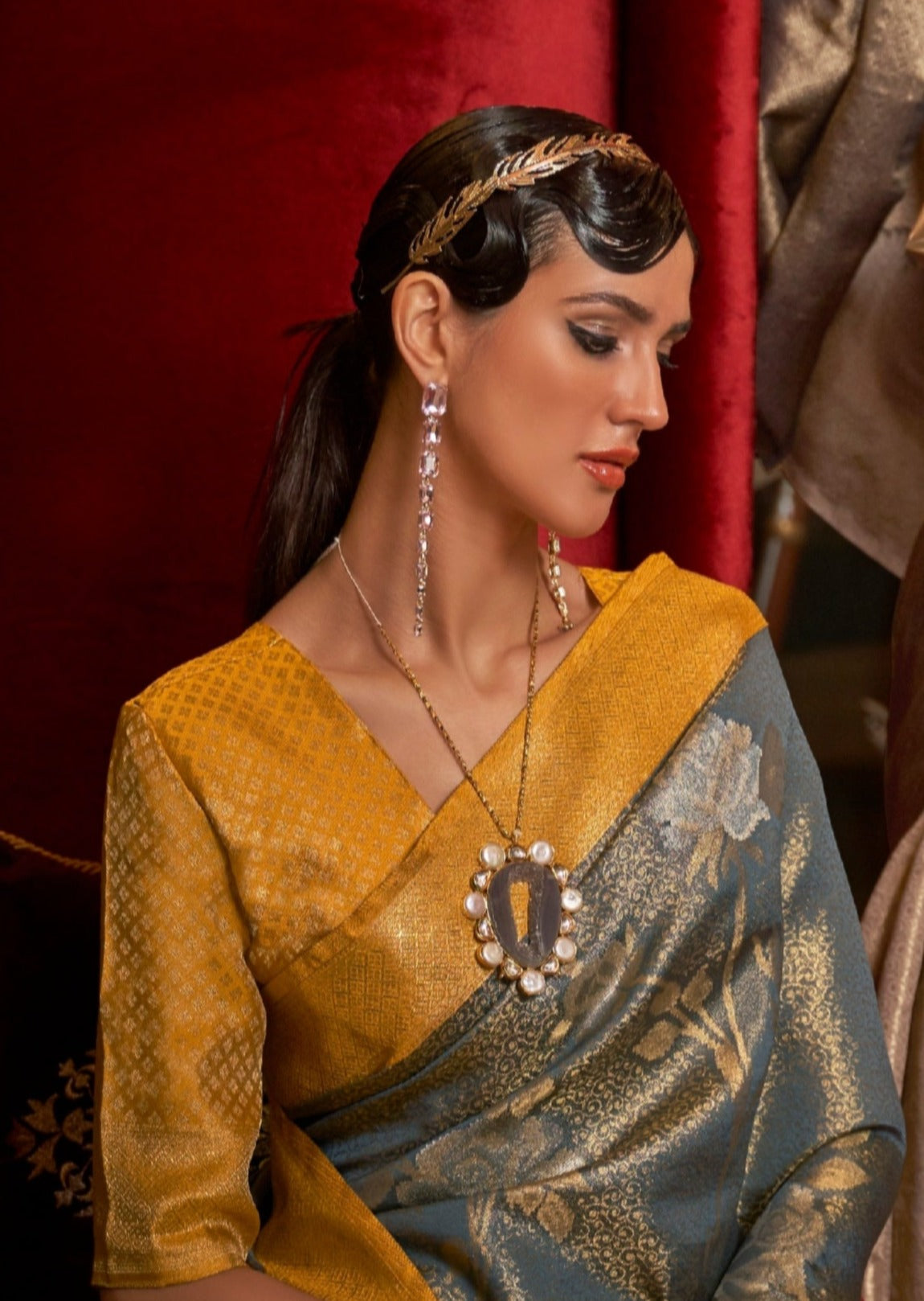 Grey kanjivaram silk handloom saree online shopping for wedding with contrast yellow blouse.