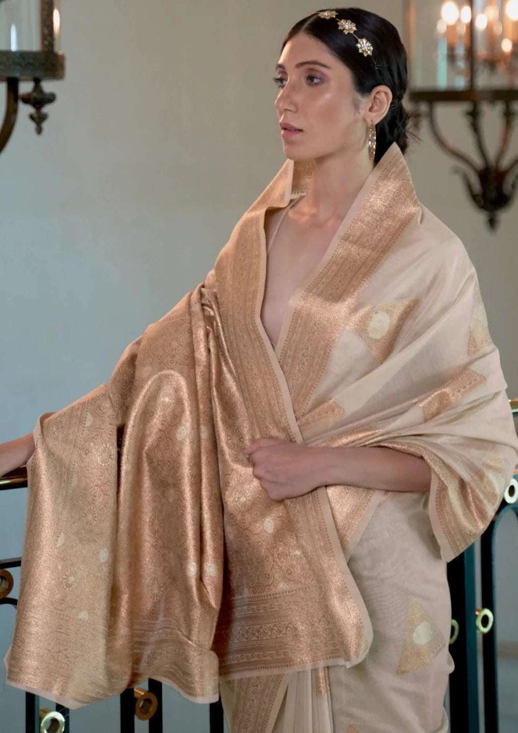 Woman in handloom banarasi cotton silk beige gold zari saree blouse.