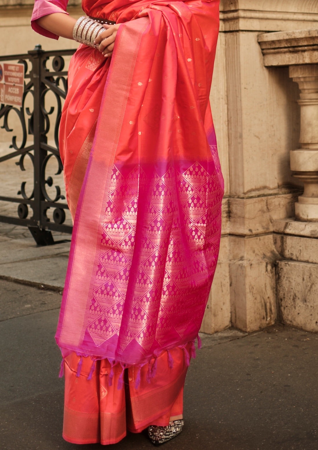 Handloom kanjivaram silk saree online shopping price for wedding usa uae uk london.