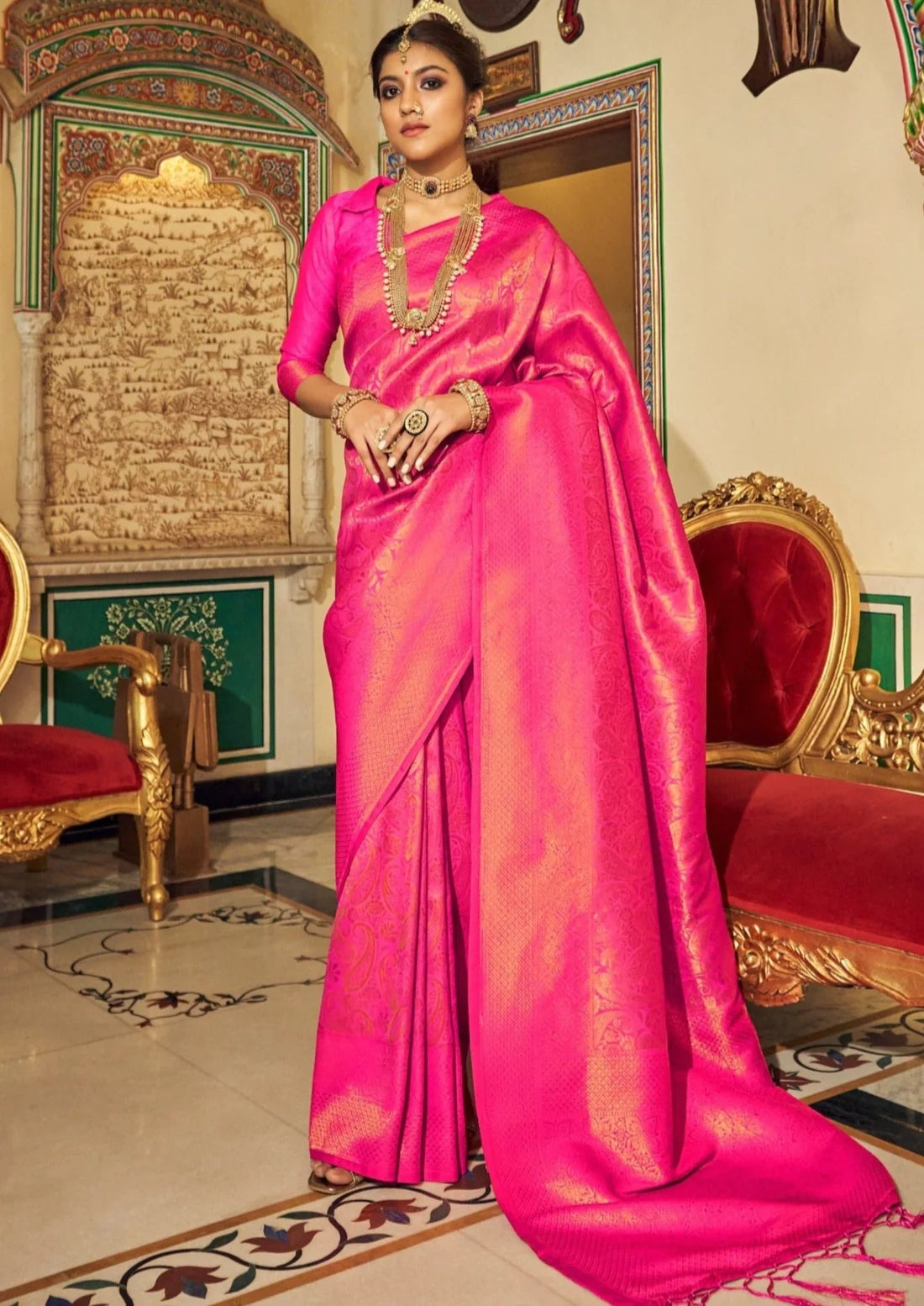 Handloom silk hot pink kanjeevaram bridal saree online shopping for bride india.