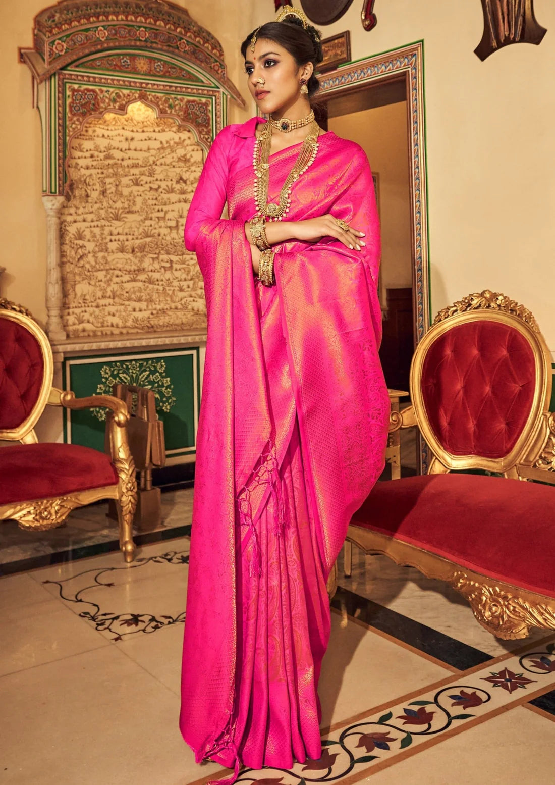 Handloom silk hot pink kanjeevaram bridal saree online shopping for wedding usa.