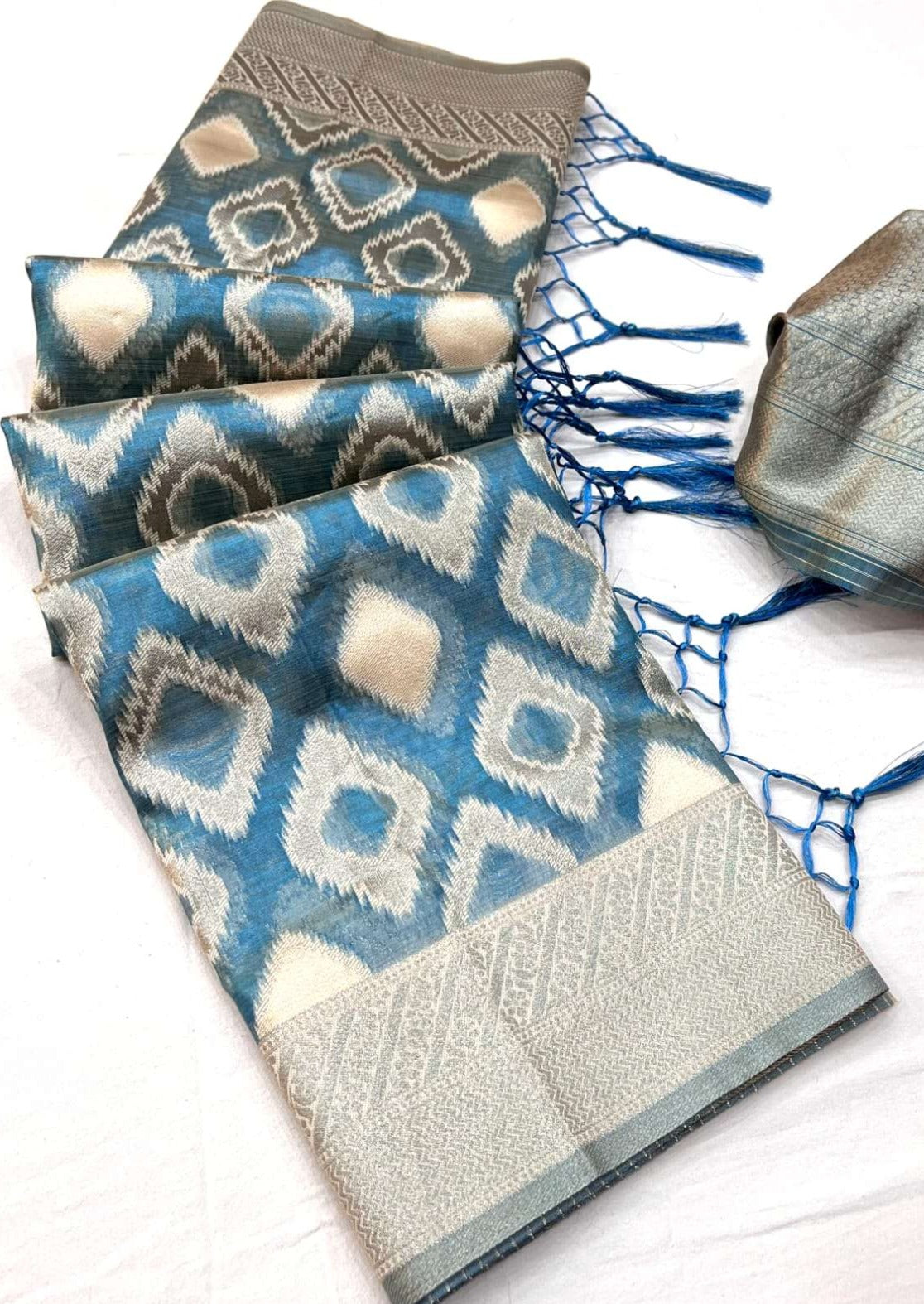 Kalki Koechlin Pure Handloom Tissue Blue Saree