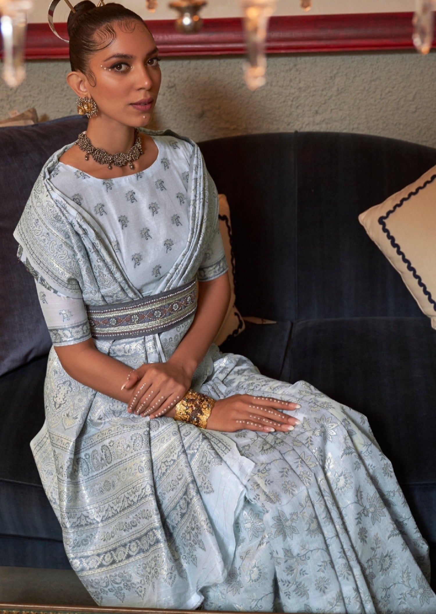 Kashmiri Bride in blue kashmiri Handloom silk saree