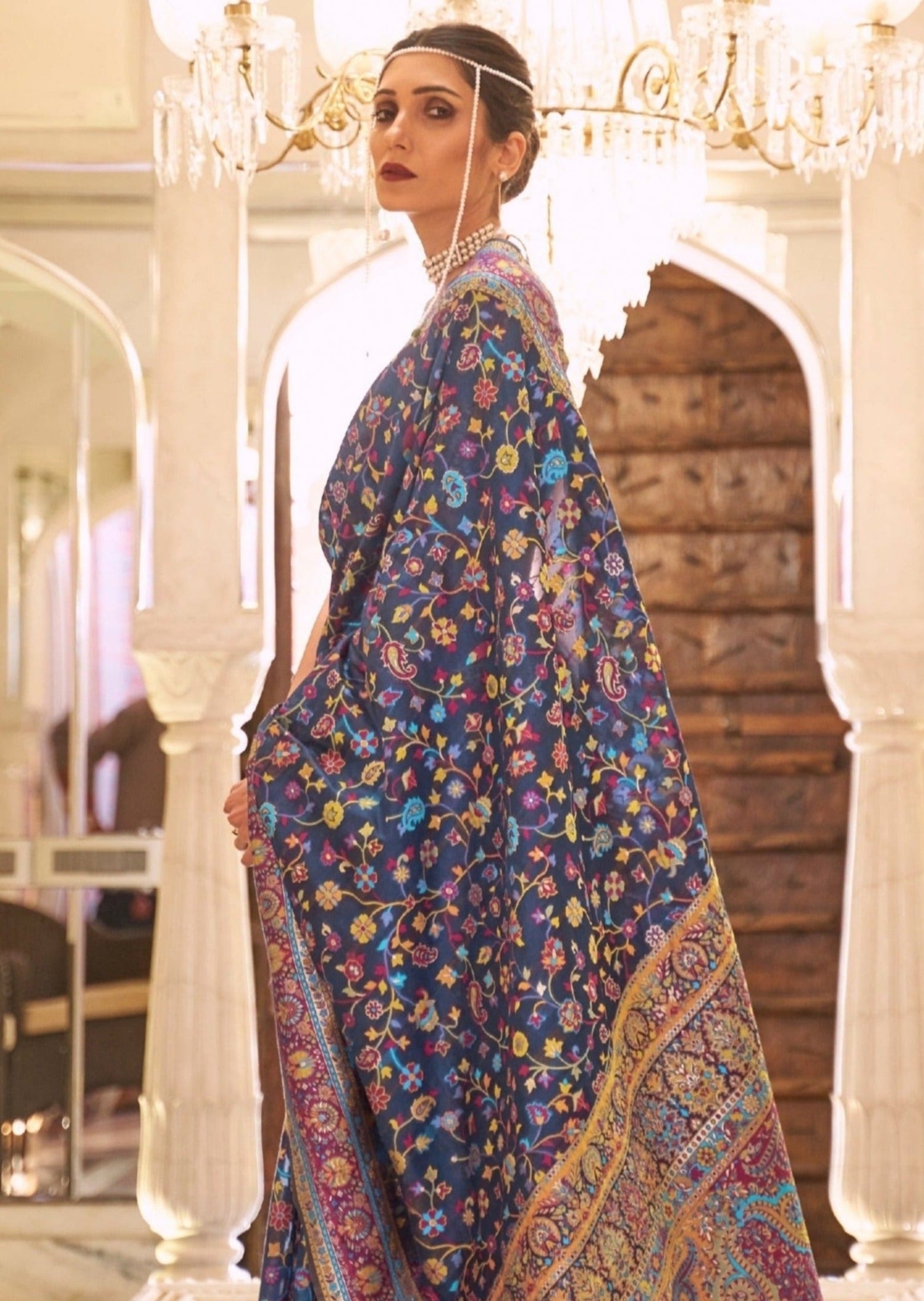 Kashmiri jamawar silk tanchoi pashmina sarees online shopping india.