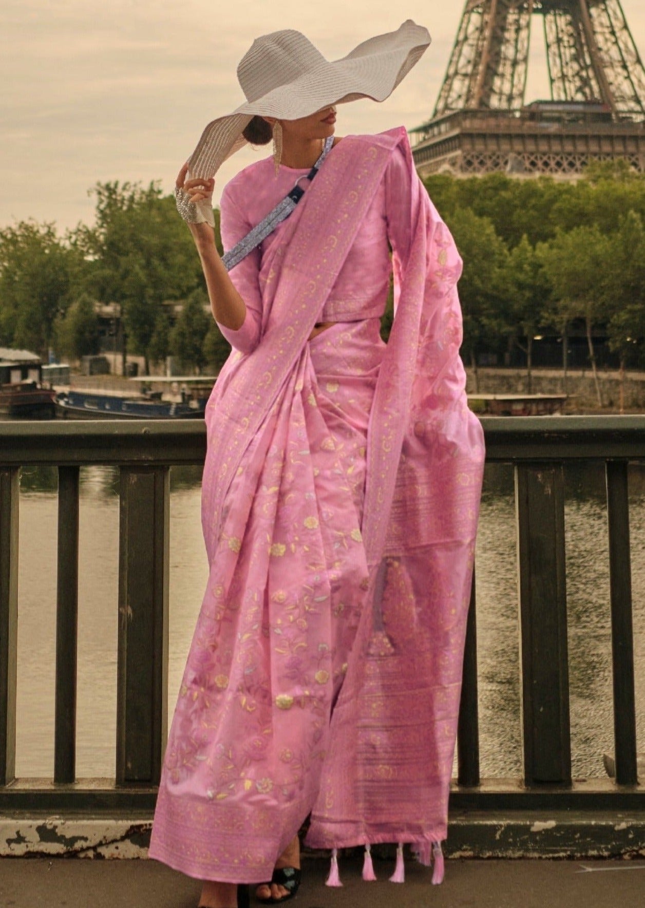 Shop kashmiri organza embroidered bridal saree online shopping for wedding in rose pink color.