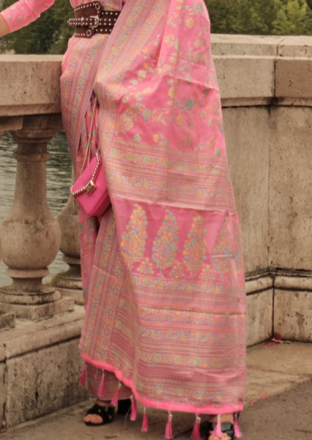 Kashmiri organza pink embroidered saree online shopping price for wedding dubai.