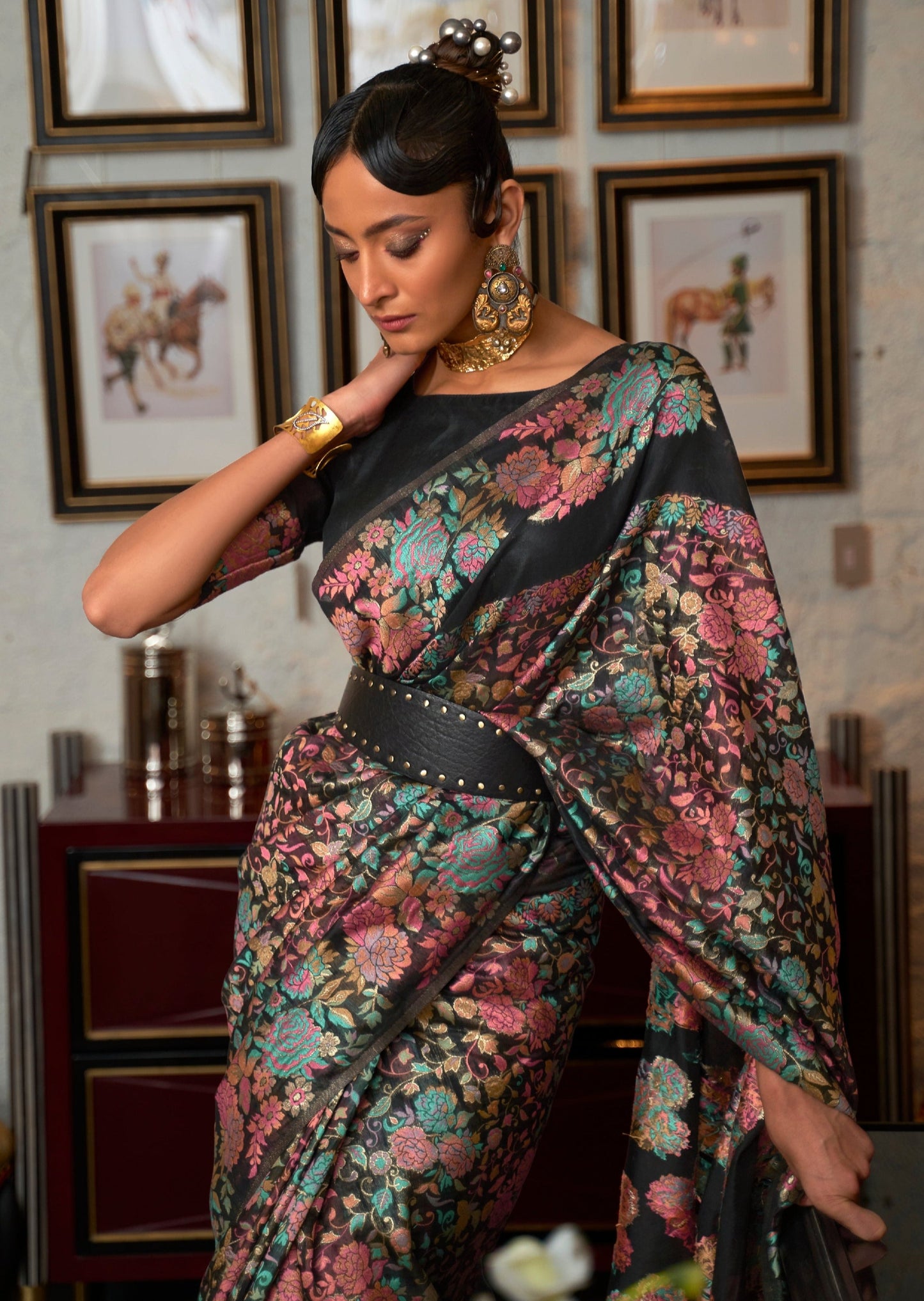 Kashmiri pashmina handloom silk black saree online.