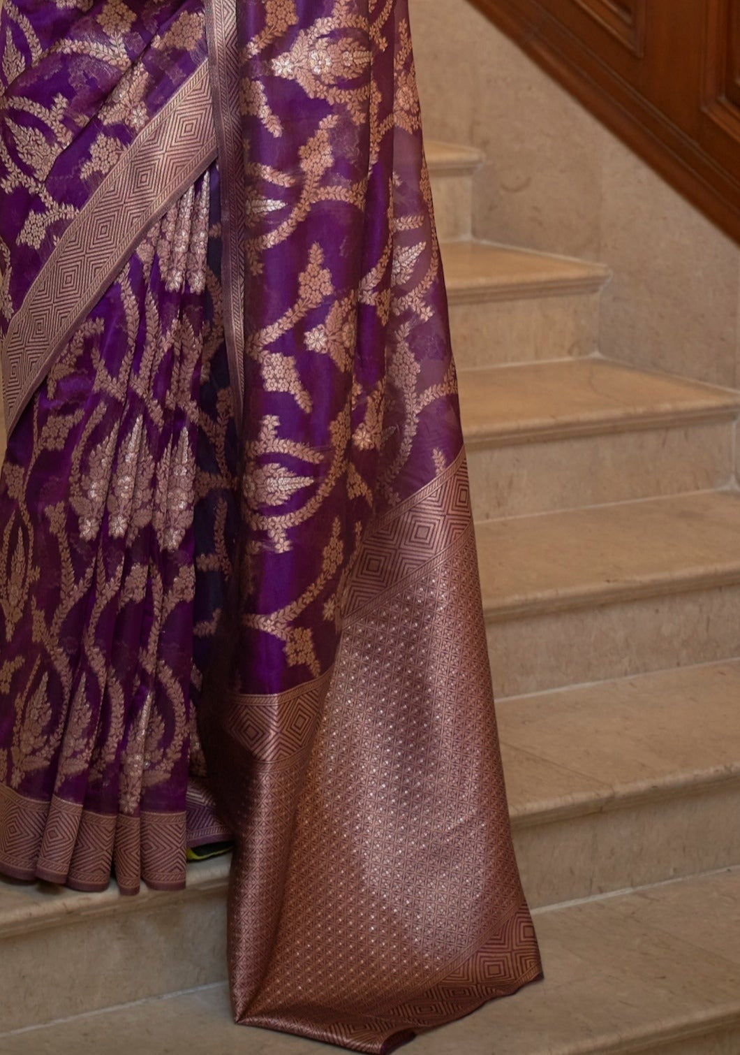 Pure Banarasi Organza Zari Handloom Saree pallu design in Violet Purple colour