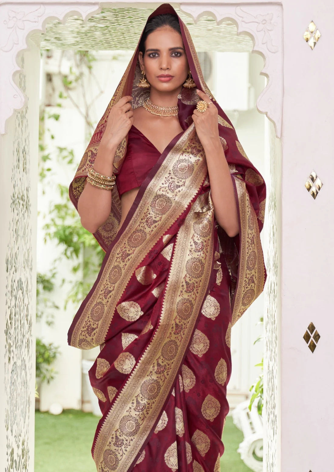 Pure banarasi silk handloom saree maroon color online shopping india usa uk.