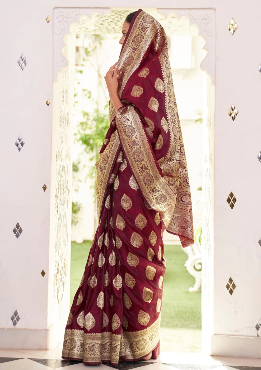 Pure banarasi silk handloom saree maroon color online shopping india with price.