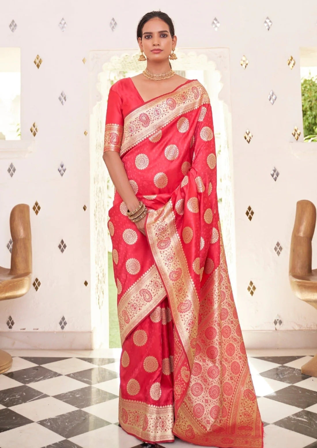 Handloom banarasi silk sarees online shopping india for wedding.