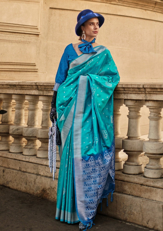 Pure handloom kanjivaram silk wedding saree contrast blue blouse online shopping.