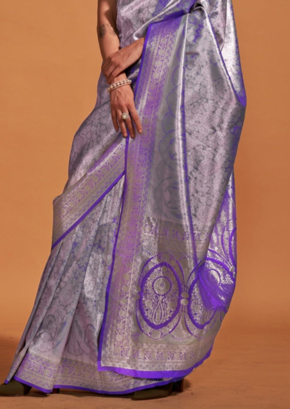 Pure handloom purple kanjivaram silk saree online india usa uk price for wedding.