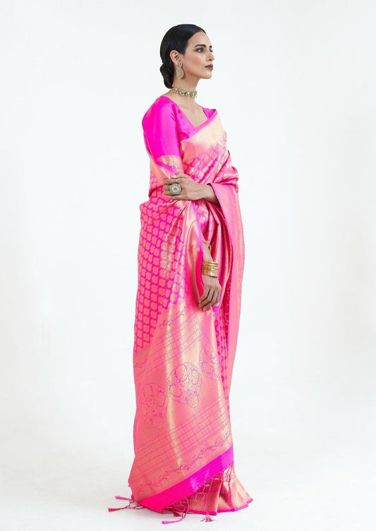 Pure handloom silk pink kanjivaram saree online for bride wedding collection.