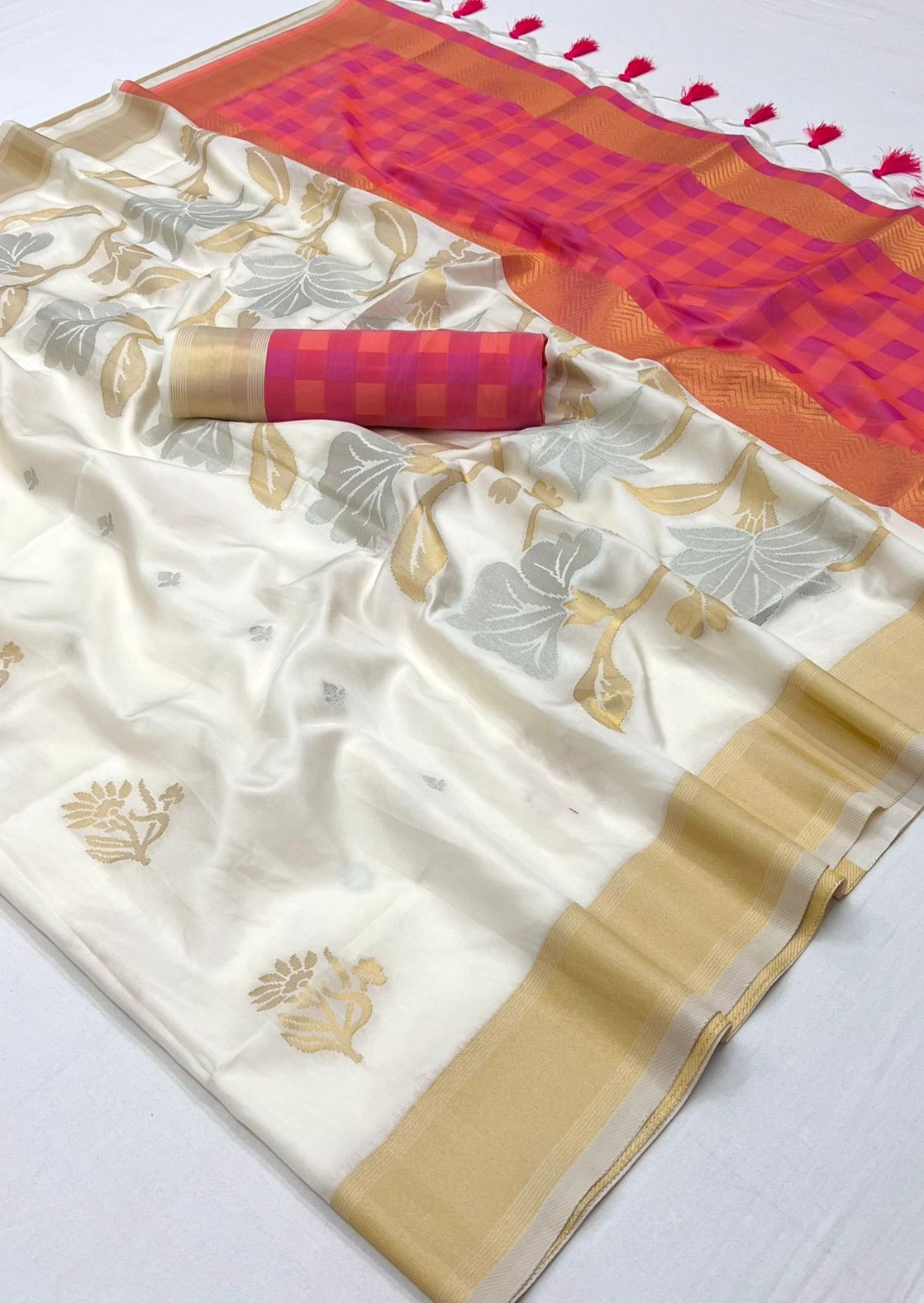 Pure handloom white kanjivaram silk saree online price india usa uk uae dubai shopping.