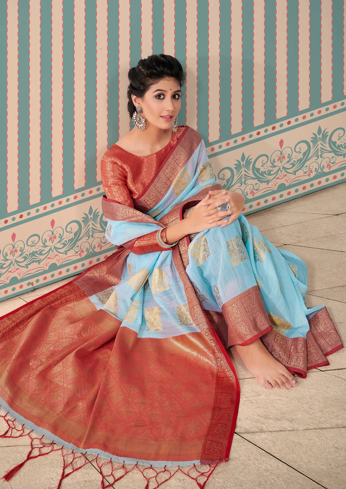 Pure linen handloom sky blue saree online shopping with price india.