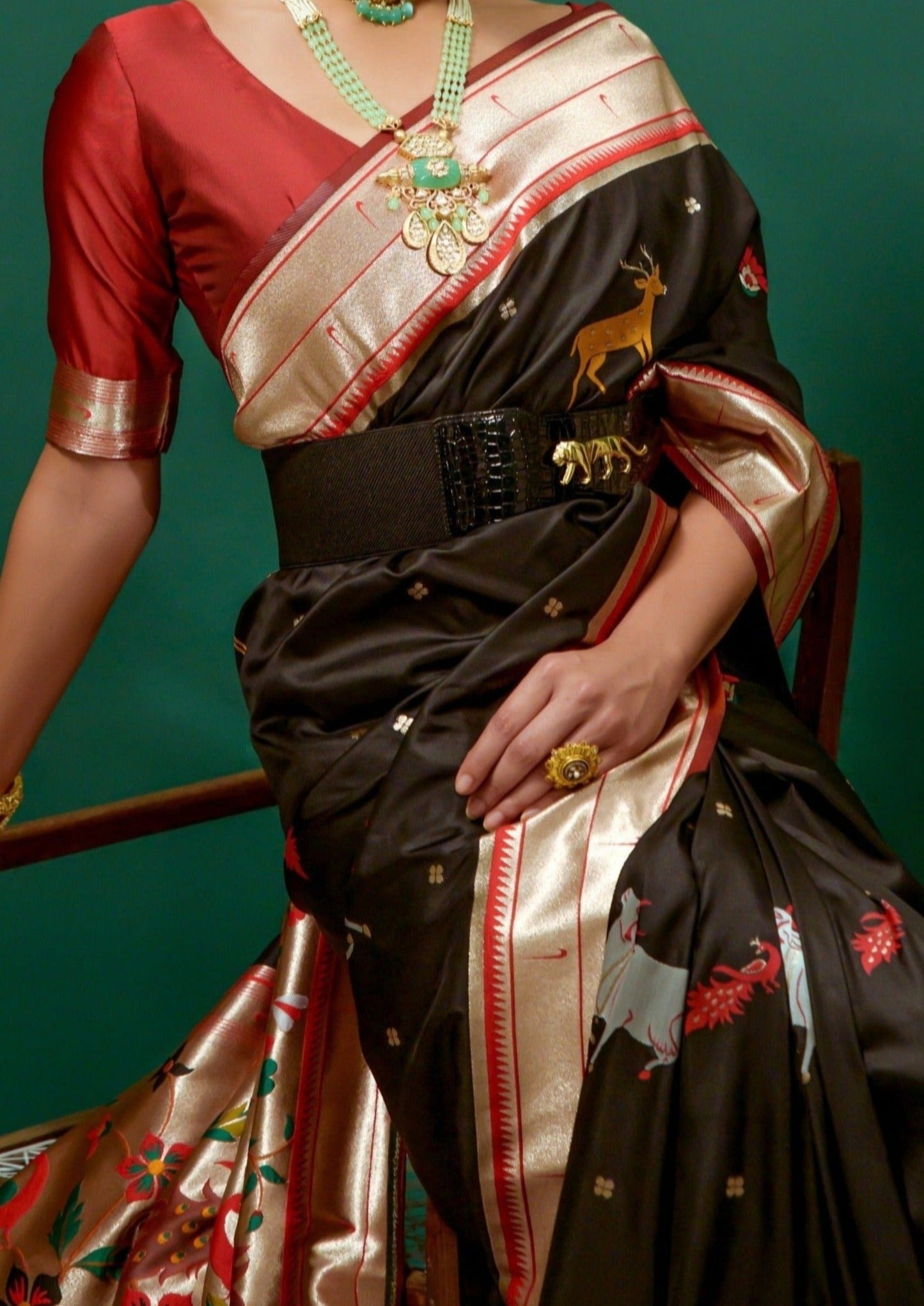 Pure paithani silk handloom black sarees red blouse online shopping india usa uk with price.