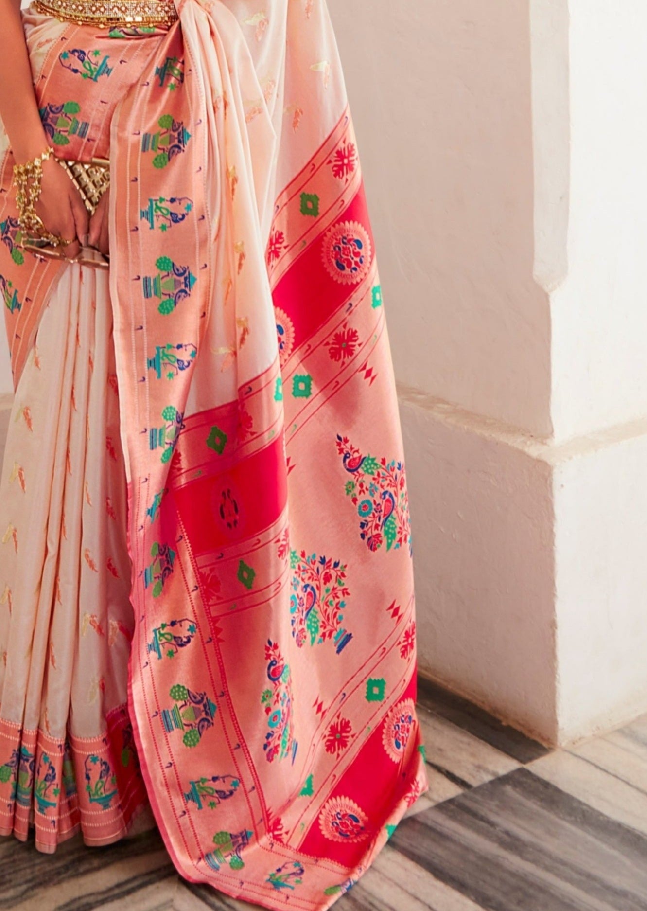 Off white Paithani Silk Handloom Saree pallu design