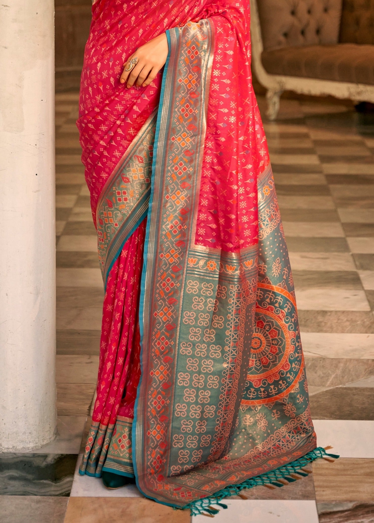 Red banarasi patola silk handloom saree usa designs.