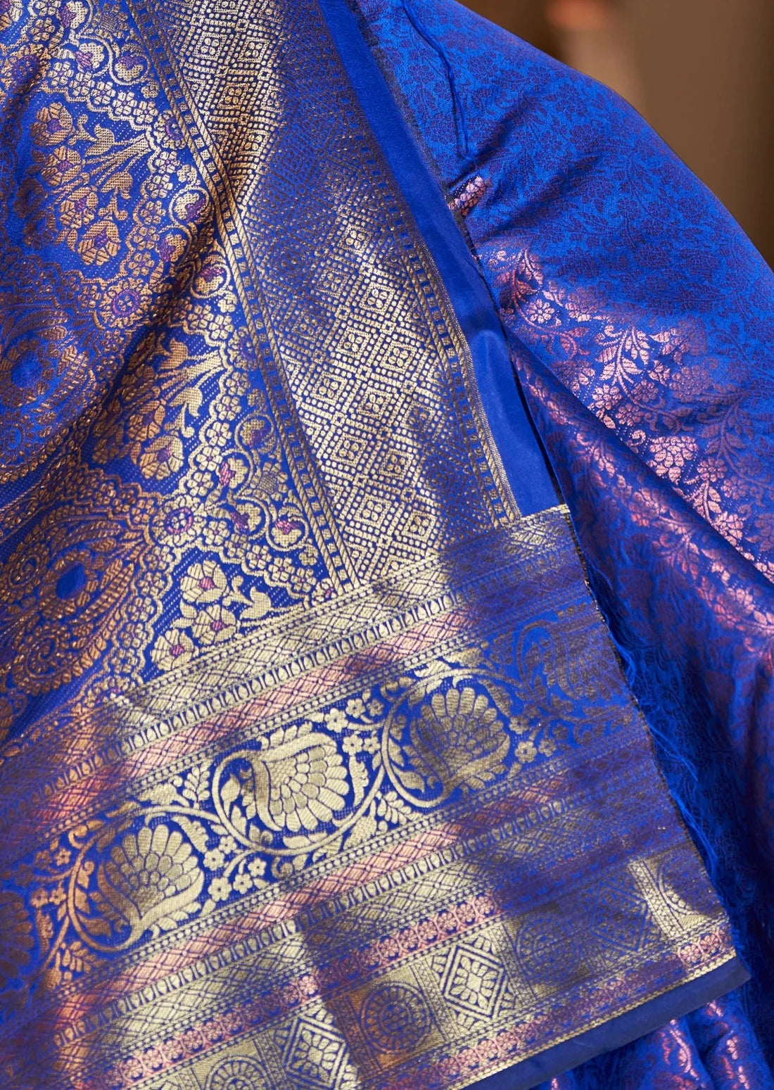 Shop cobalt blue kanchipuram pattu silk saree online for wedding.