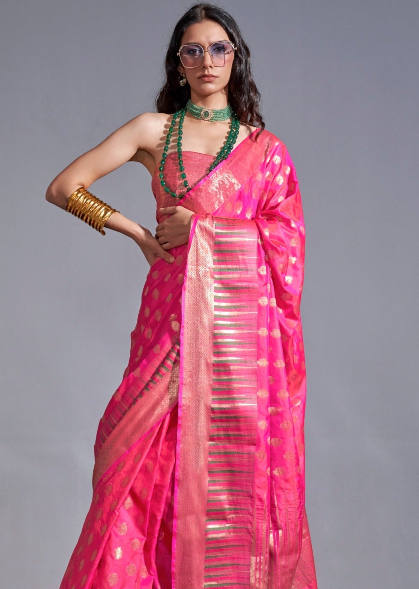 Soft banarasi handloom silk pink bridal saree online shopping.