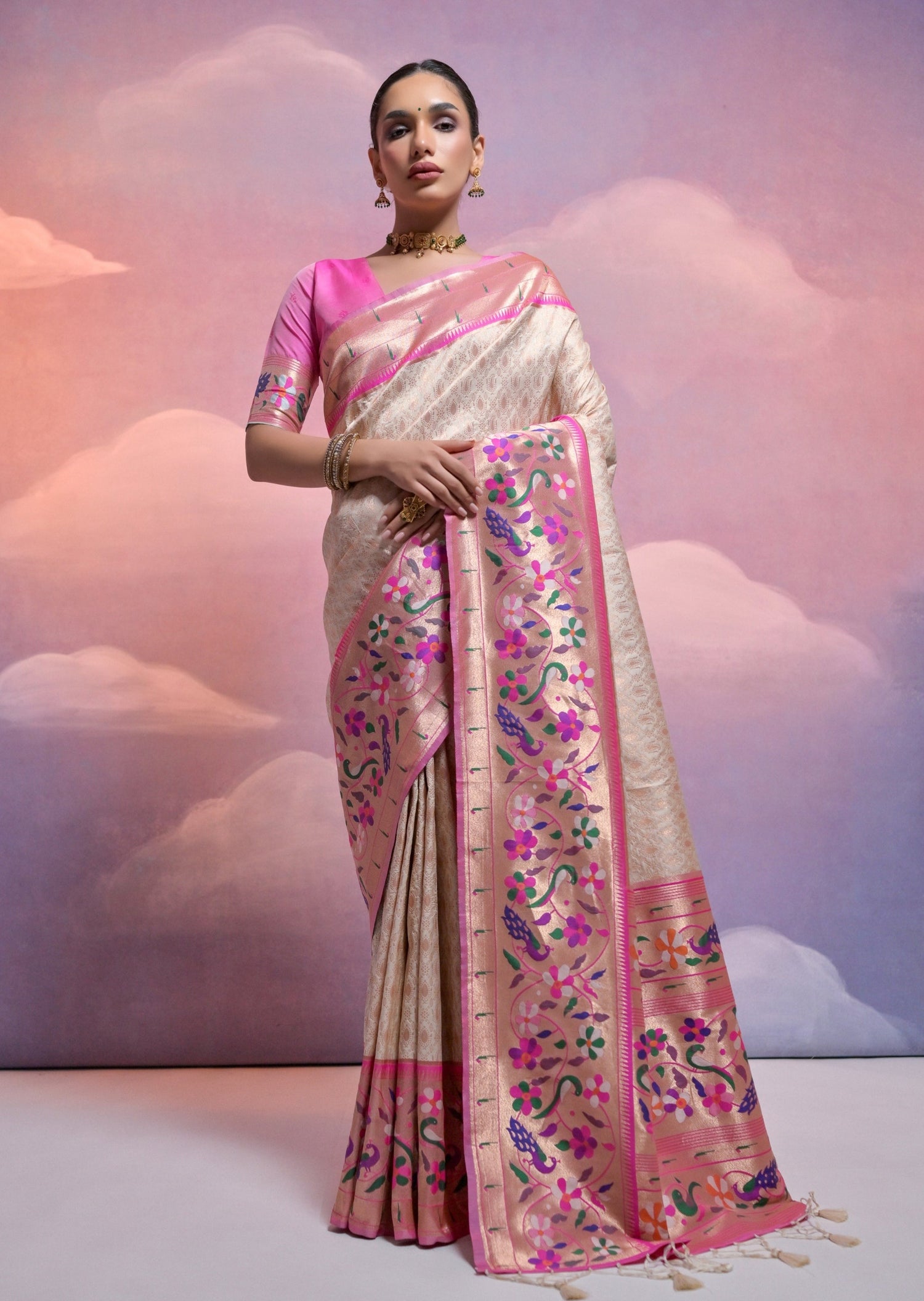 Triple muniya border paithani silk off white handloom saree online.