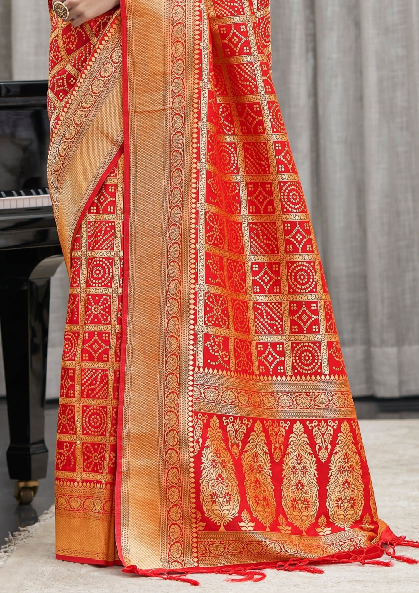 Bandhej Banarasi Handloom Silk Red Saree