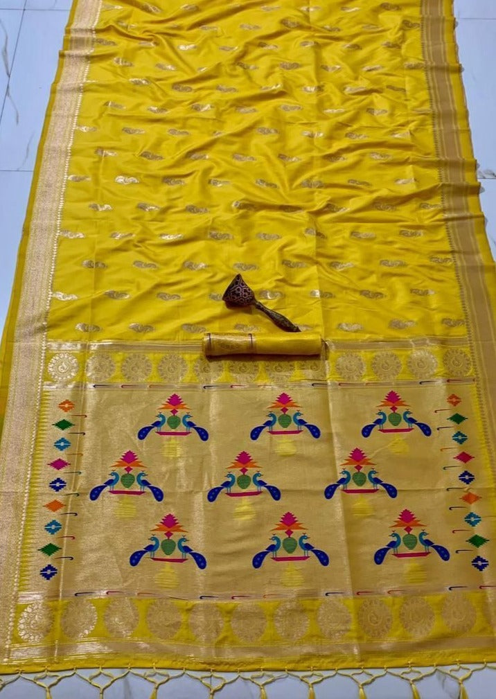 Pure Paithani Silk Handloom Saree with Peacock Pallu