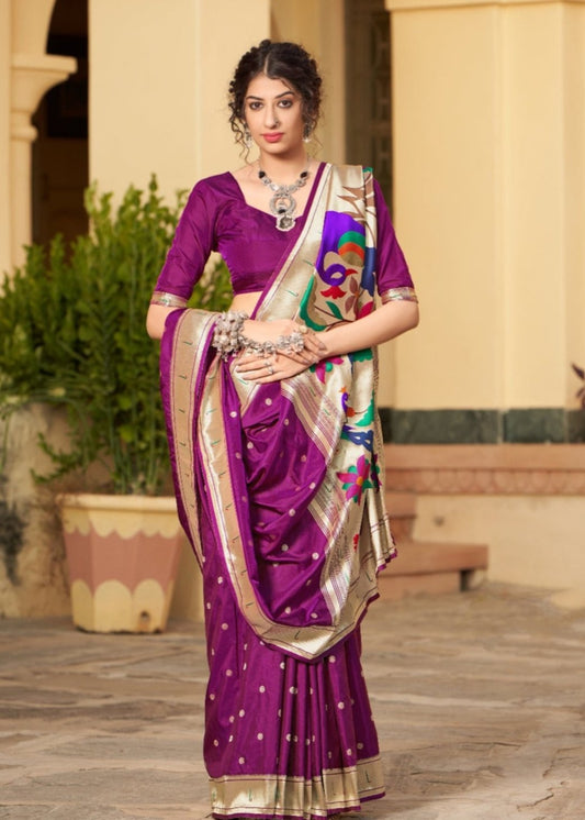 Marathi wedding magenta pink saree online shopping in pure paithani silk.
