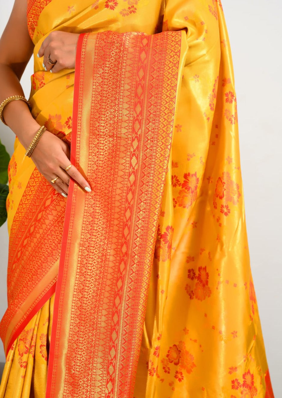 Pure Kanjivaram Silk Yellow Handloom Saree