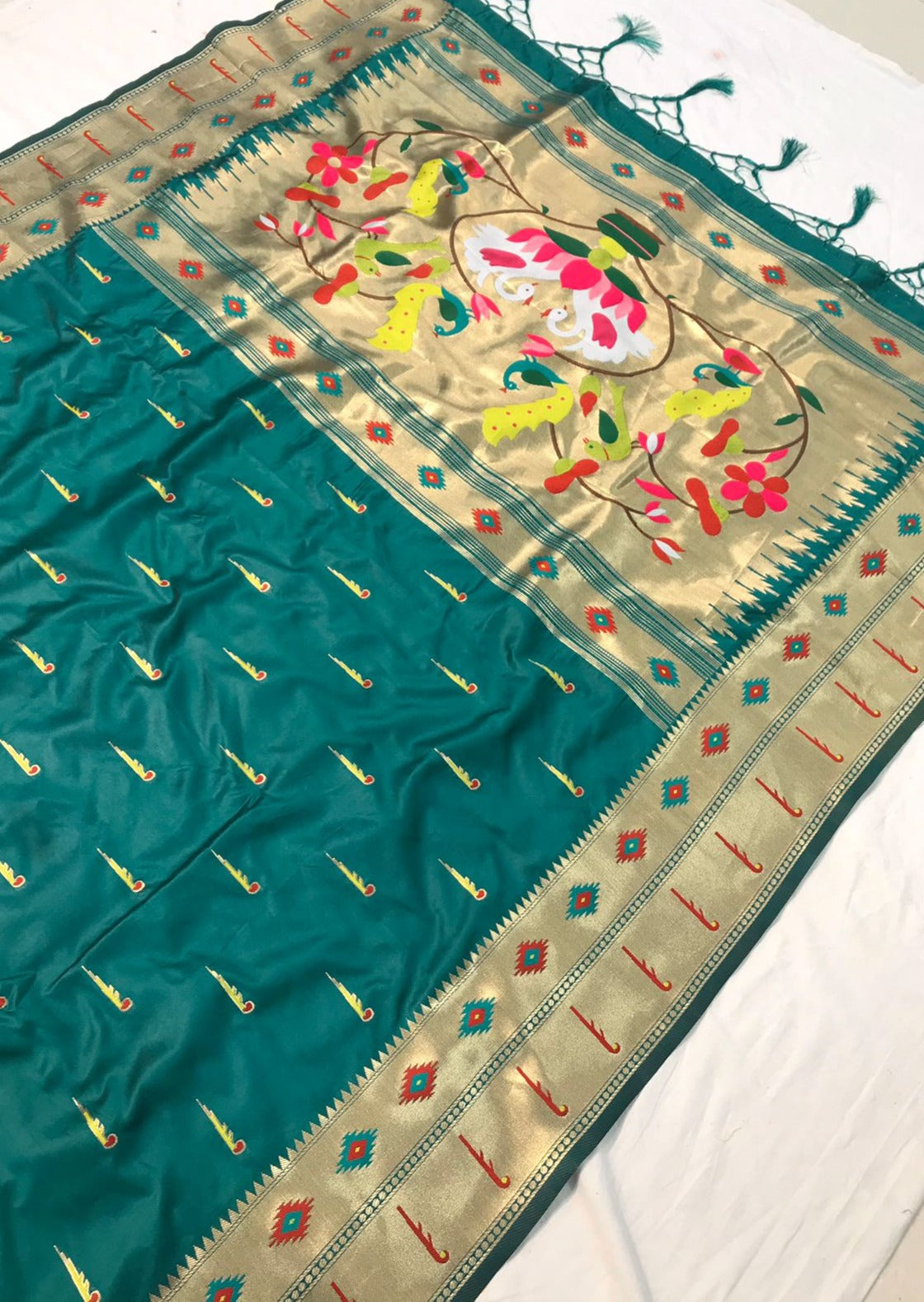 Handloom paithani sarees online usa uk.