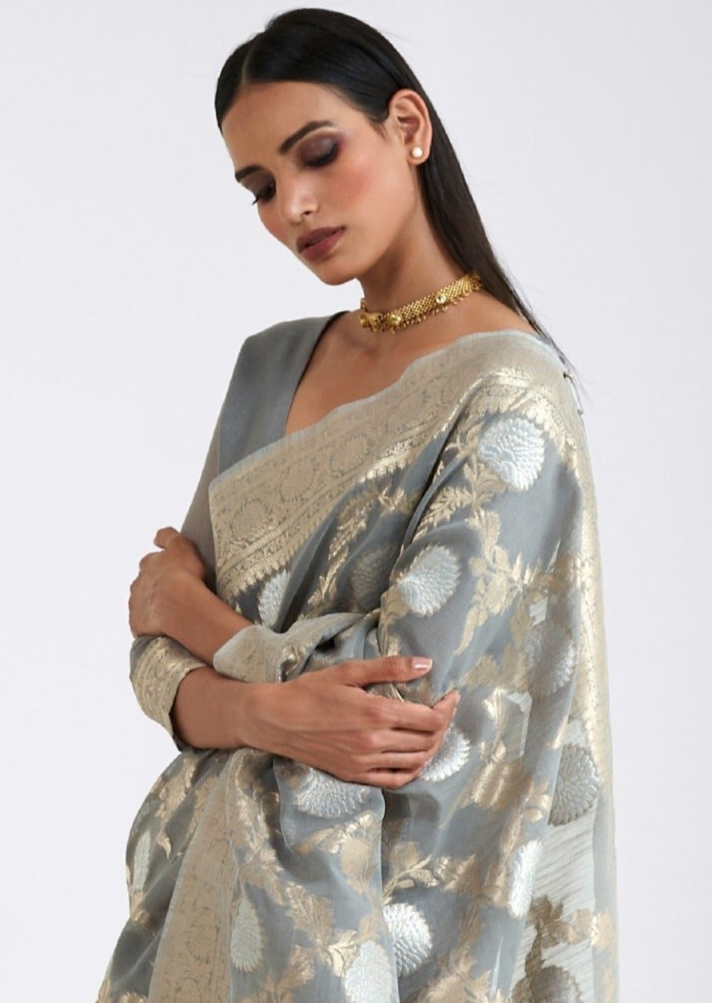 Pure Linen Grey Zari Handloom Saree