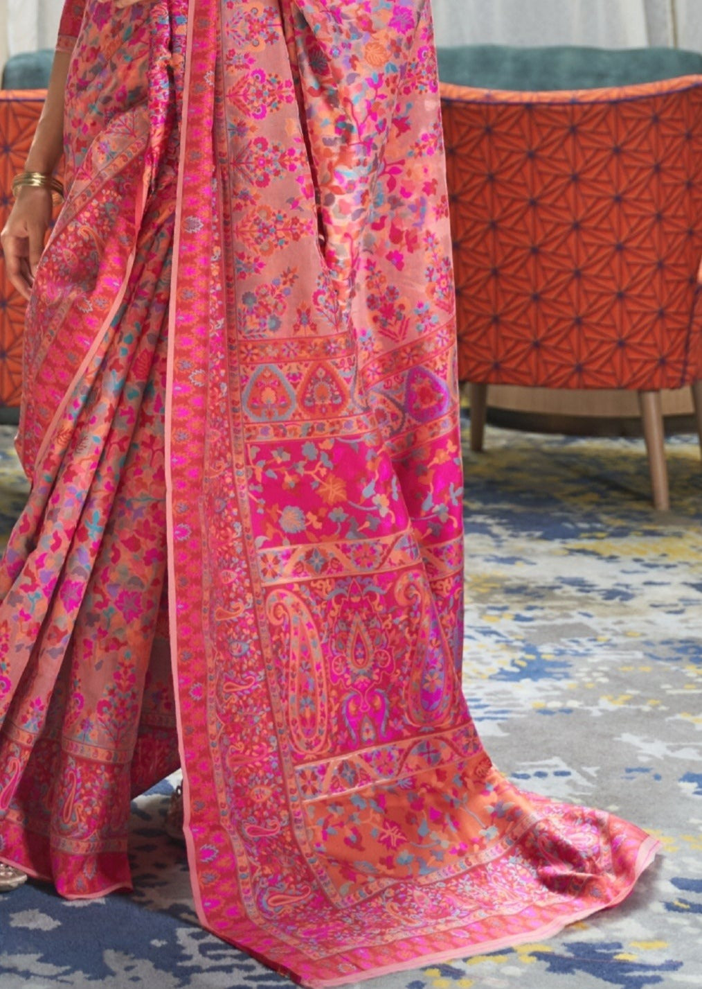 Pure Hanloom Kashmiri Silk Pink Tanchoi Saree