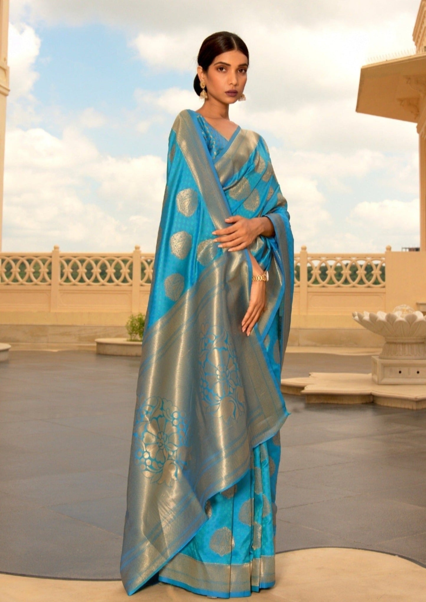 Handloom banarasi silk cyan blue bridal saree online.