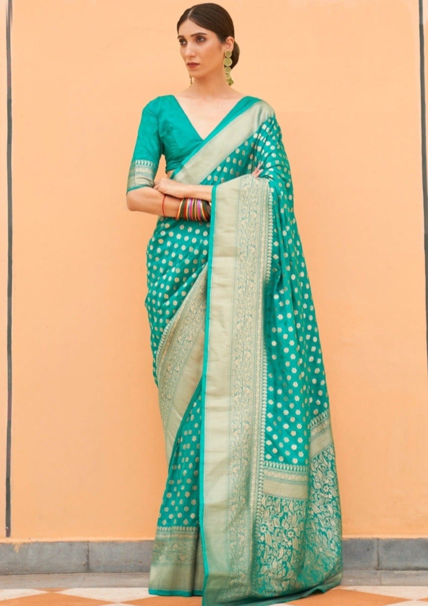 Pure chiffon handloom khaddi georgette banarasi saree online with pure zari work.