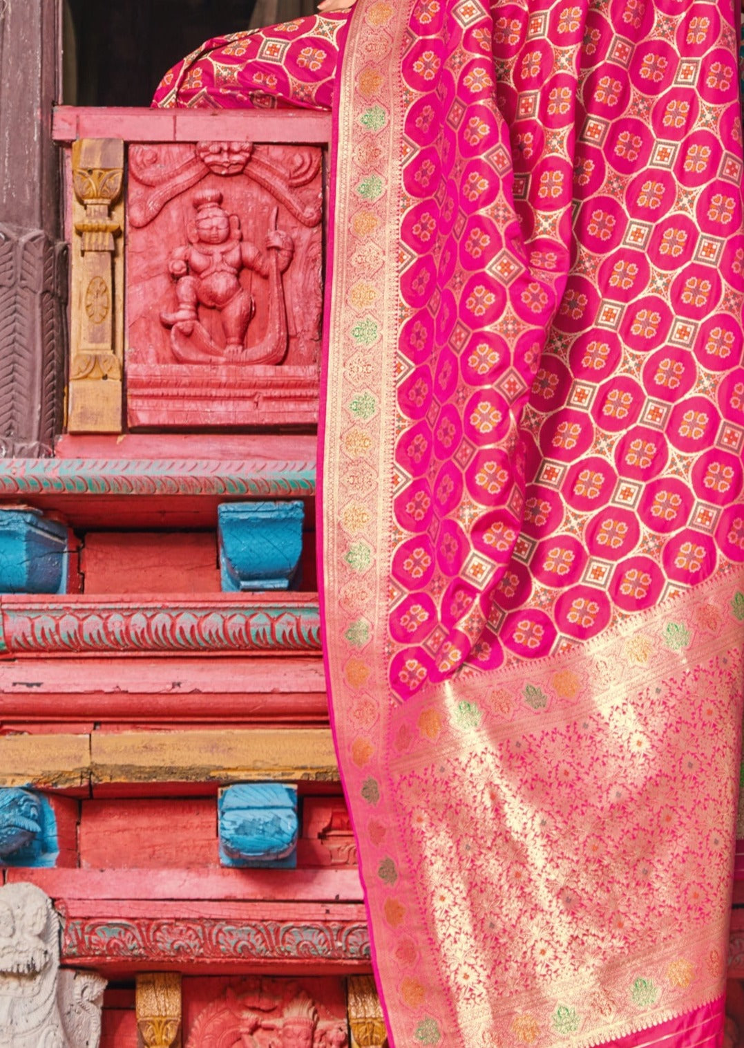 Dhaani Banarasi Patola Silk Pink Saree