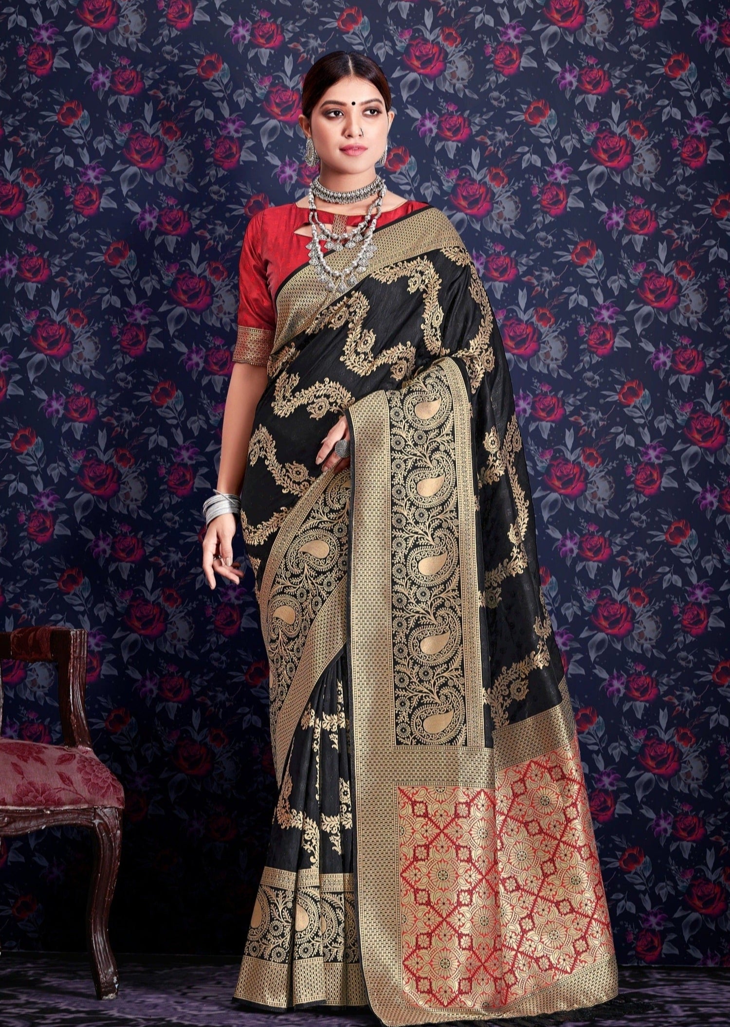 Black banarasi silk sarees online india USA.