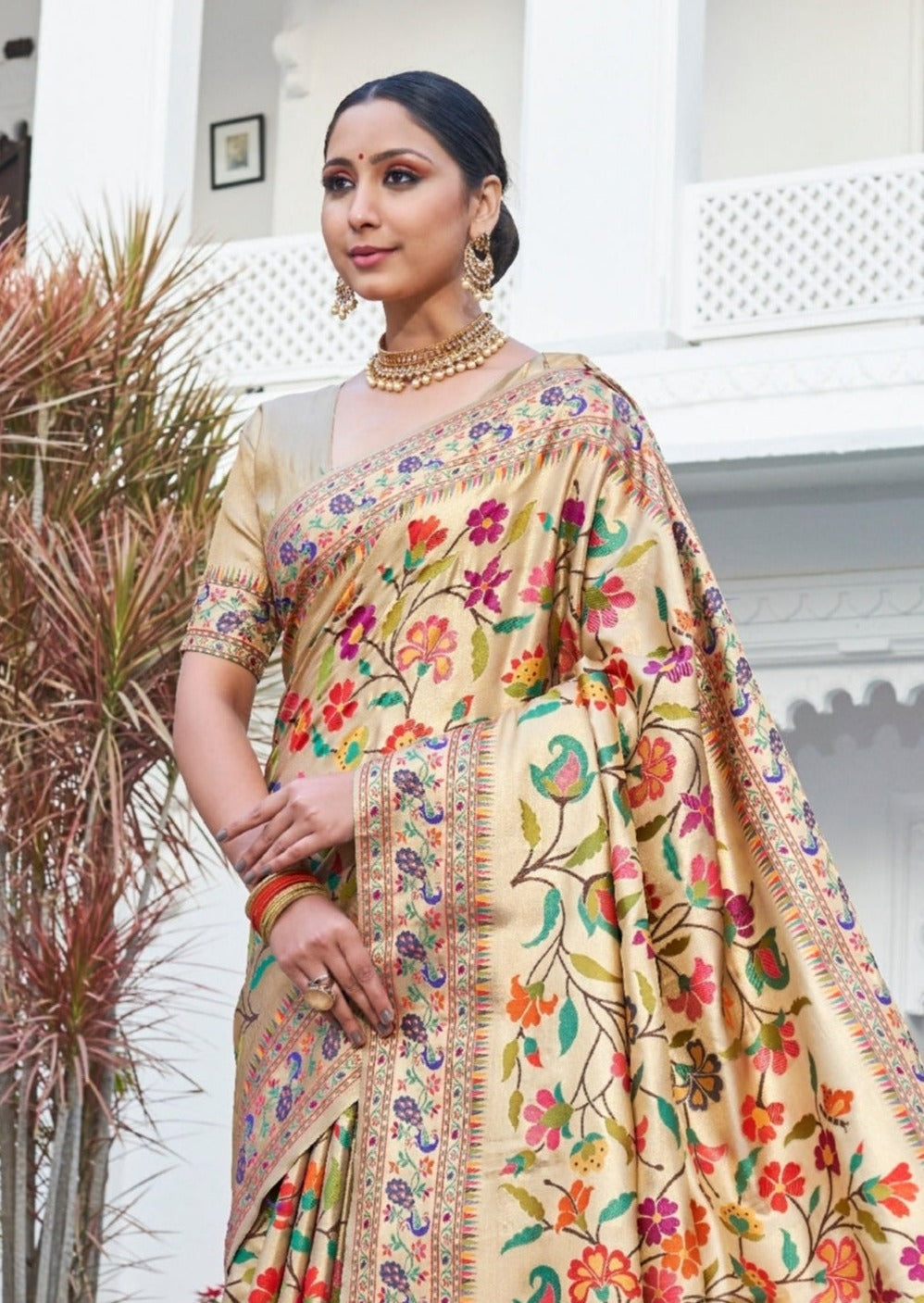 Pure Handloom Paithani Silk Bridal Saree (Beige & Gold)